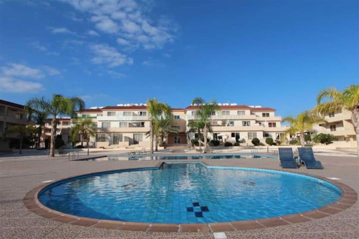 Nissi 3 Pool Access Garden Apartment 아이아 나파 외부 사진